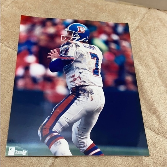NFL Denver Broncos John Elway framed Photo - Picture 4 of 10